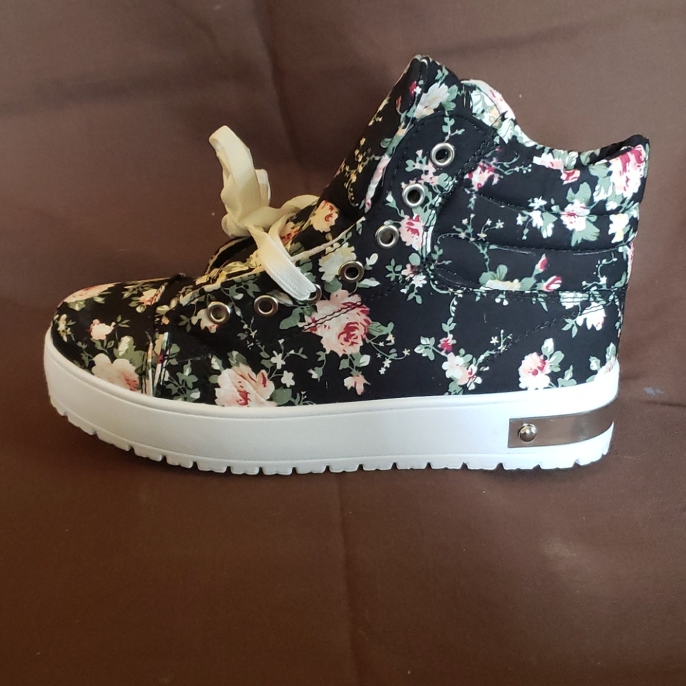 High top platform sneakers